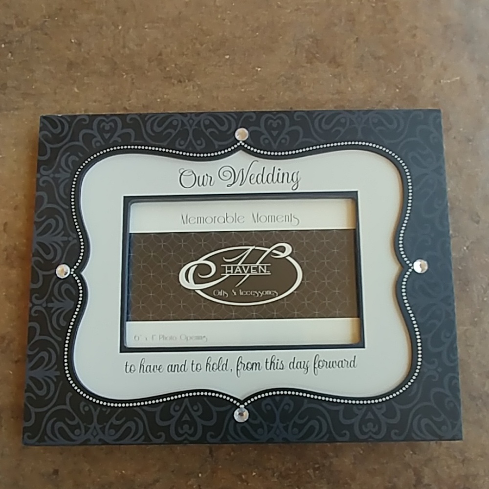 Wedding picture frame